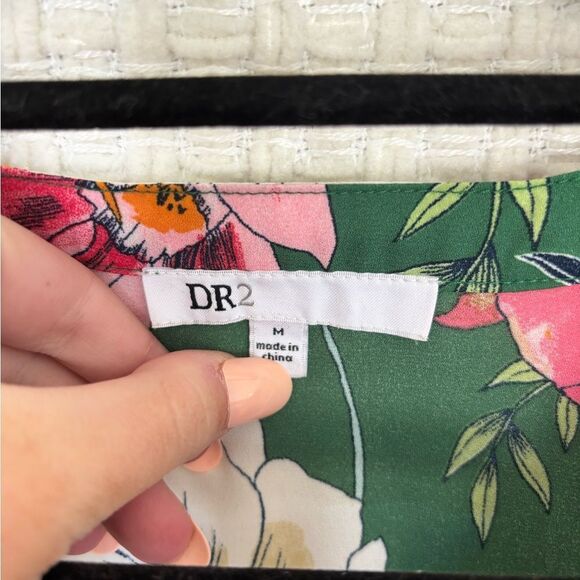 Floral Blouse✨ - Picture 3 of 6